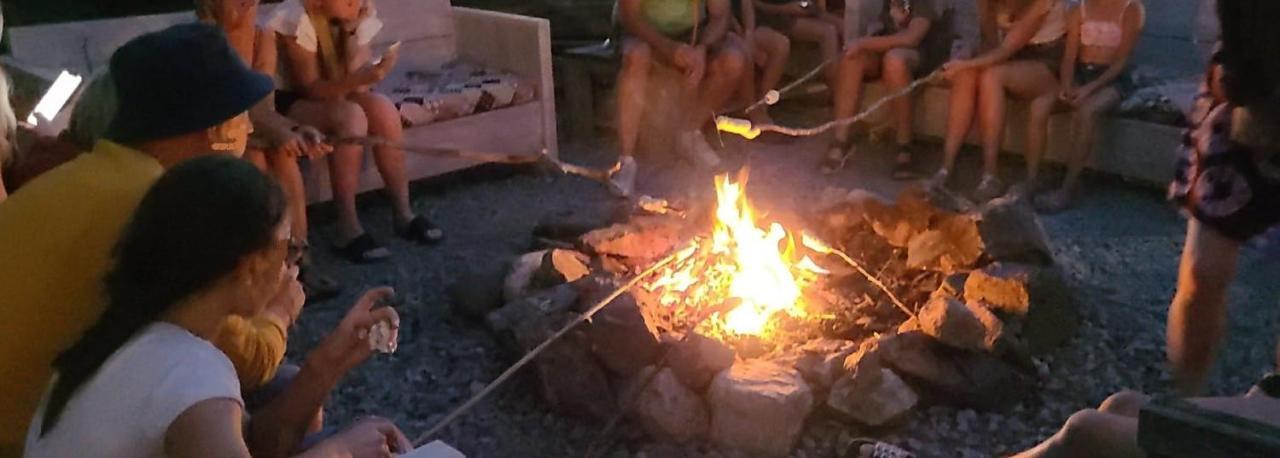 Neuvic  Stacaravan 6 Persoons - Camping Le Soustran מראה חיצוני תמונה