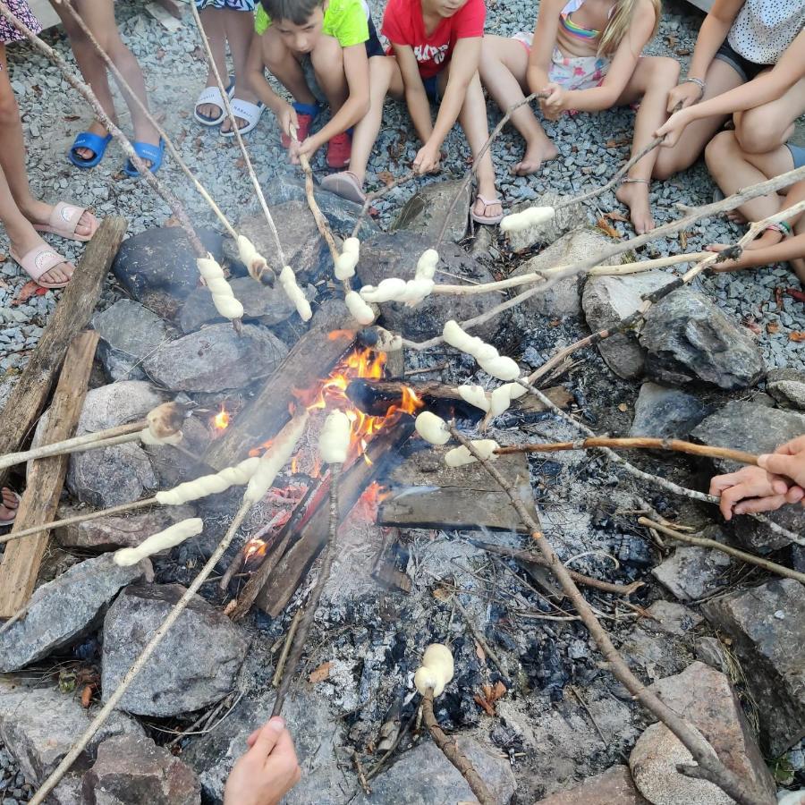Neuvic  Stacaravan 6 Persoons - Camping Le Soustran מראה חיצוני תמונה